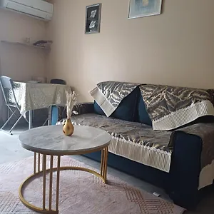 Appartement Elegant F1 Proche Tramway Et, Nice